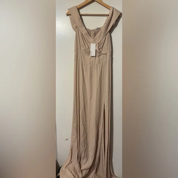 Reformation Beige Evening Gown - Picture 3 of 8